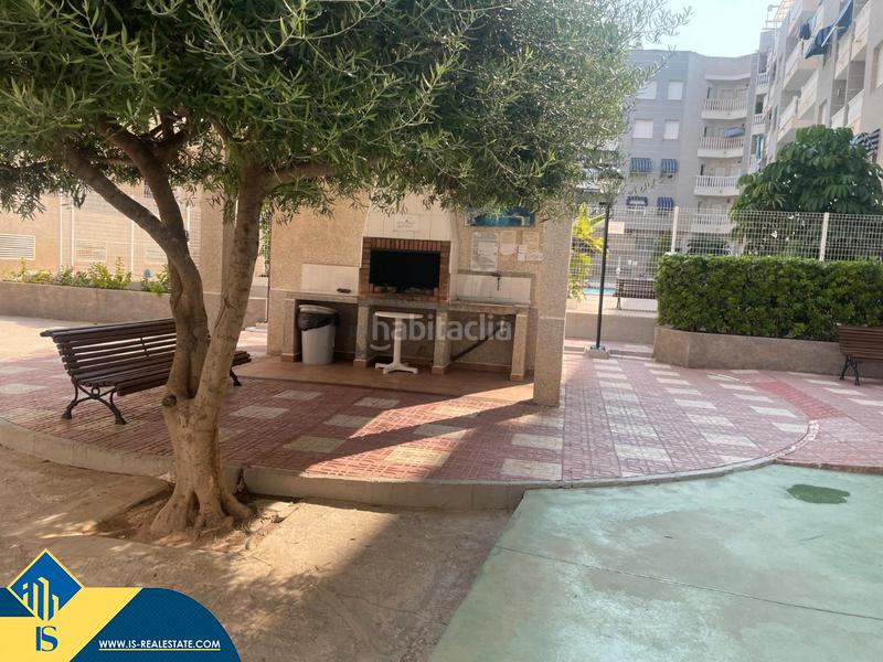 Foto 63ef960e-c795-4012-adb7-57bf35d345fc. Ático  con piscina comunitaria, en la provincia de alicante, en la ciudad . 1 habitación | 45 m² | 700 metros del mar en Torrevieja