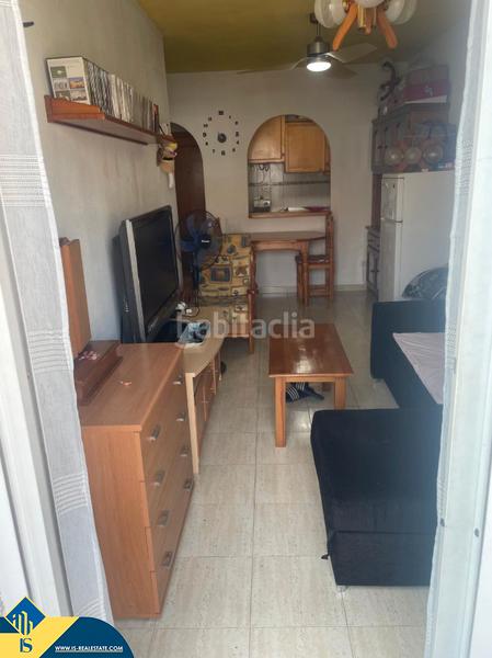 Foto 8e5cfa10-adc0-4493-8f31-0b2d447623b3. Ático  con piscina comunitaria, en la provincia de alicante, en la ciudad . 1 habitación | 45 m² | 700 metros del mar en Torrevieja