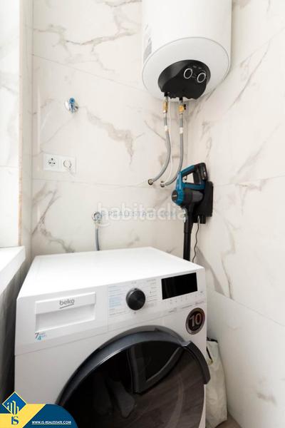 Foto 93aeaff5-cd7c-431f-b961-d2c8df420db2. Apartament amb xemeneia calefacció aparcament piscina a Torrevieja