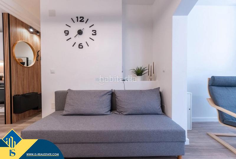 Foto aacda8a7-eb4c-4444-817e-da7822f9263f. Apartament amb xemeneia calefacció aparcament piscina a Torrevieja