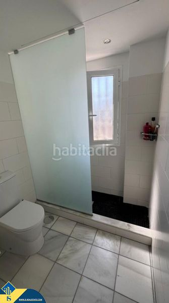 Foto 13ddd62c-8775-4855-9454-c23c9c374977. Casa adossada amb calefacció aparcament piscina a Torrevieja