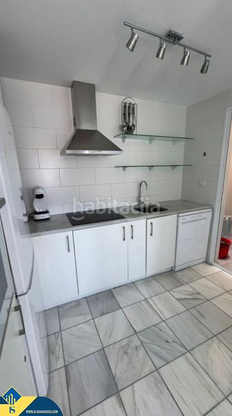 Foto 4d2949c1-ddfa-4ca4-880a-8d6b1a5313d9. Casa adossada amb calefacció aparcament piscina a Torrevieja