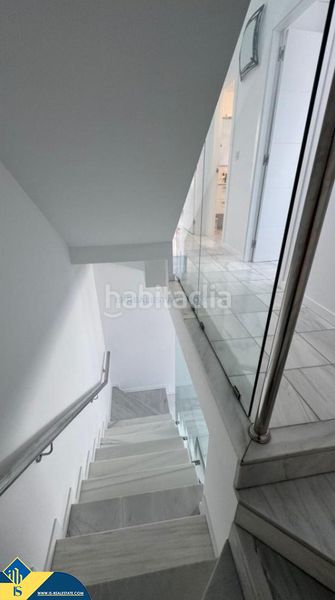 Foto f2b02a67-4889-4e32-942a-9a209e92f177. Casa adossada amb calefacció aparcament piscina a Torrevieja