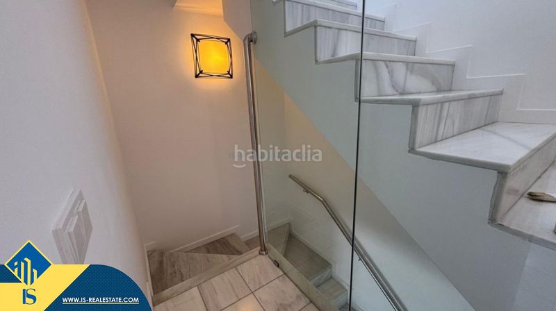 Foto f6fdf12c-0a15-4928-8dec-3293f1040a76. Casa adossada amb calefacció aparcament piscina a Torrevieja
