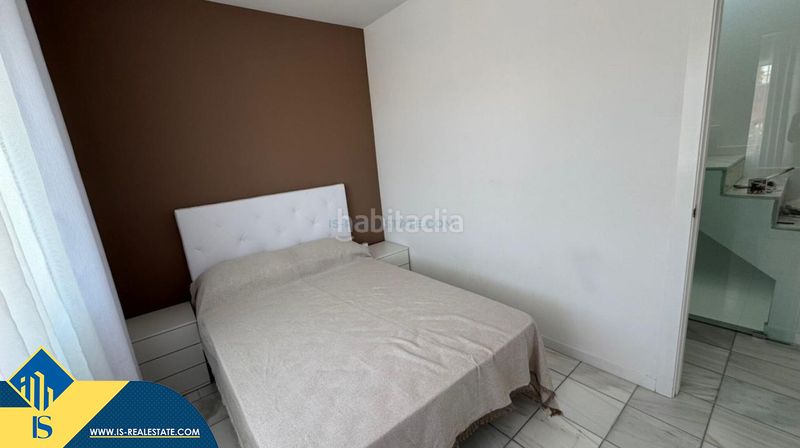 Foto fa47da90-6505-47cb-b1d1-8133fc9d75b8. Casa adossada amb calefacció aparcament piscina a Torrevieja