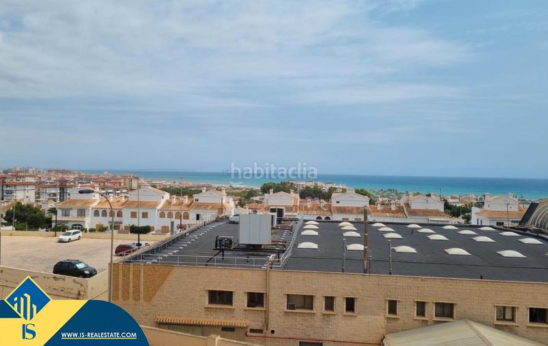 Foto a9a08556-a752-4a88-9c10-5fb838baaea9. Apartament amb calefacció a Torreblanca Torrevieja