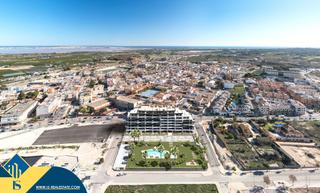 Apartament a San Miguel de Salinas. Apartamentos en construcción con piscina comunitaria, en la prov