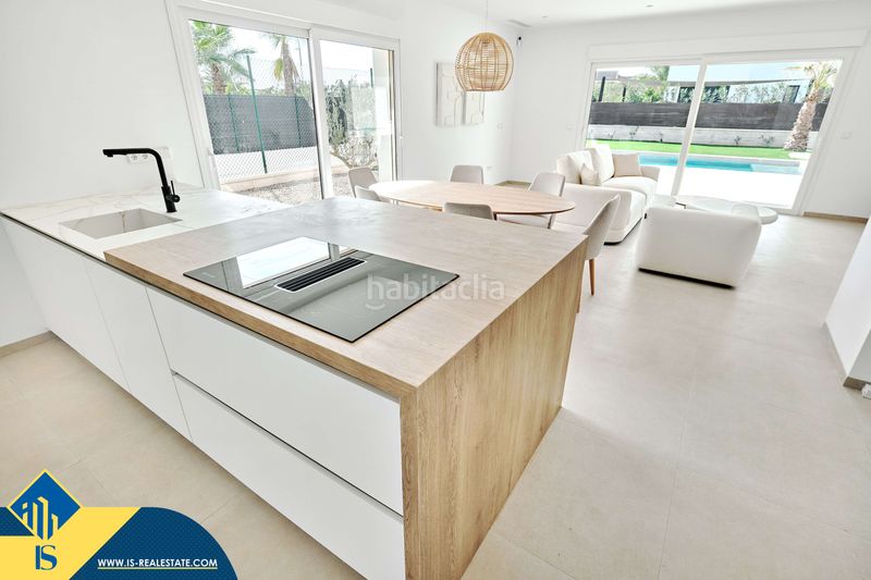 Foto 41cbd5c1-50f2-4213-8e0f-ea163be1d01c. Chalet with heating parking pool in Montesinos (Los)