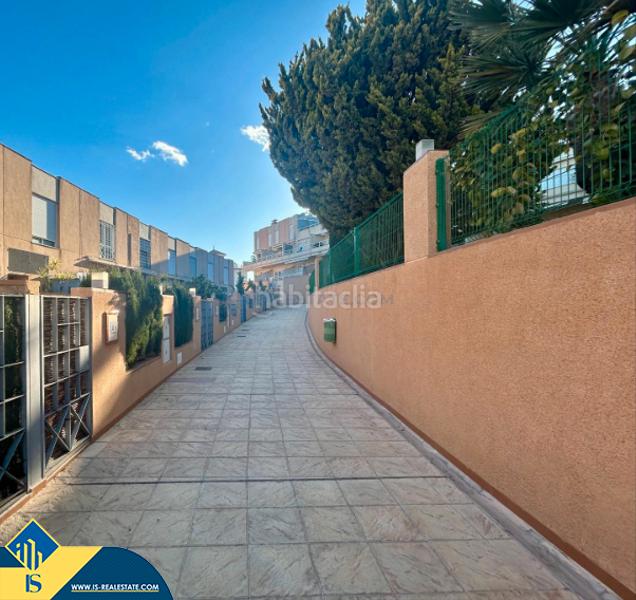 Foto 37bb9838-8c90-42e5-9d53-76bd6e7734fd. Chalet mit parking pool in Campoamor Orihuela