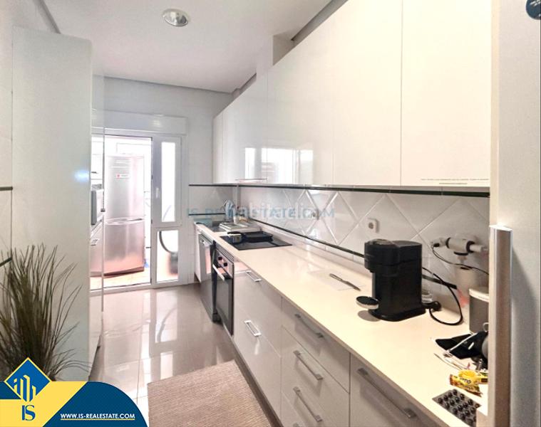 Foto d86244d5-e389-46e7-899d-0adae7cc6fed. Chalet mit parking pool in Campoamor Orihuela