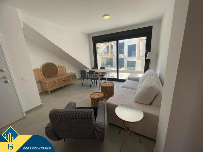 Foto f2f4f398-ed01-4e5c-80c9-7823532c6cca. Dúplex ático dúplex con piscina comunitaria, en la provincia de alicante, en la ciudad costa. 2 habitaciones | 60 m² | 3 kiló en Orihuela