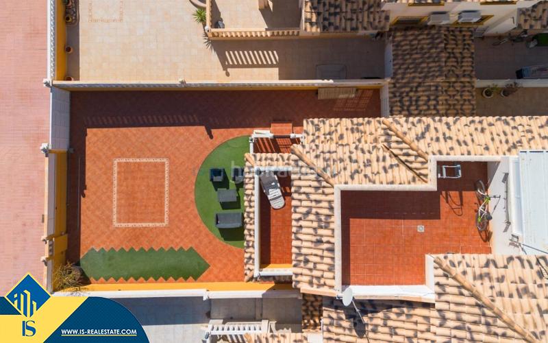 Foto 967bdb0f-eae6-4c02-8e66-962c5f1745d2. Piso dúplex con terraza en la provincia de alicante, en la ciudad costa. 4 habitaciones | 103 m² | 2 kilómetros del mar en Orihuela