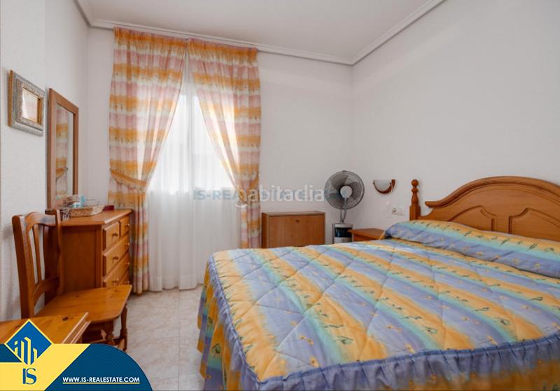 Foto 4c71ddba-7031-4300-83d0-63024c9ed01e. Piso apartamento con terraza, en la provincia de alicante, en la ciudad , en la zona de playa del cura. 2 habitaciones | 7 en Torrevieja