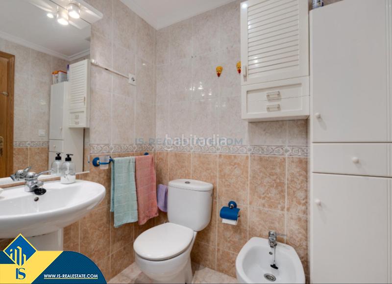 Foto 773c1fa0-cc7a-4fba-96a8-7a89ed878d81. Piso apartamento con terraza, en la provincia de alicante, en la ciudad , en la zona de playa del cura. 2 habitaciones | 7 en Torrevieja