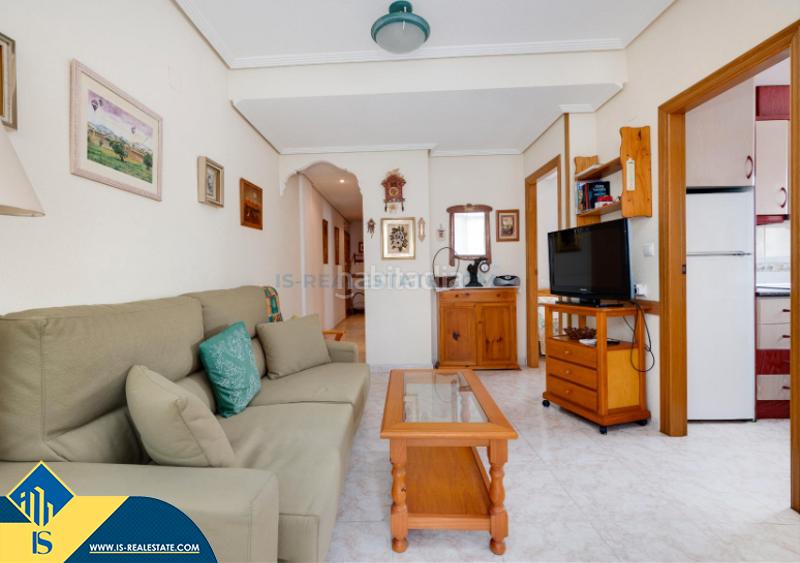 Foto b9086d1b-25c4-4959-92af-63946d1ed81b. Piso apartamento con terraza, en la provincia de alicante, en la ciudad , en la zona de playa del cura. 2 habitaciones | 7 en Torrevieja