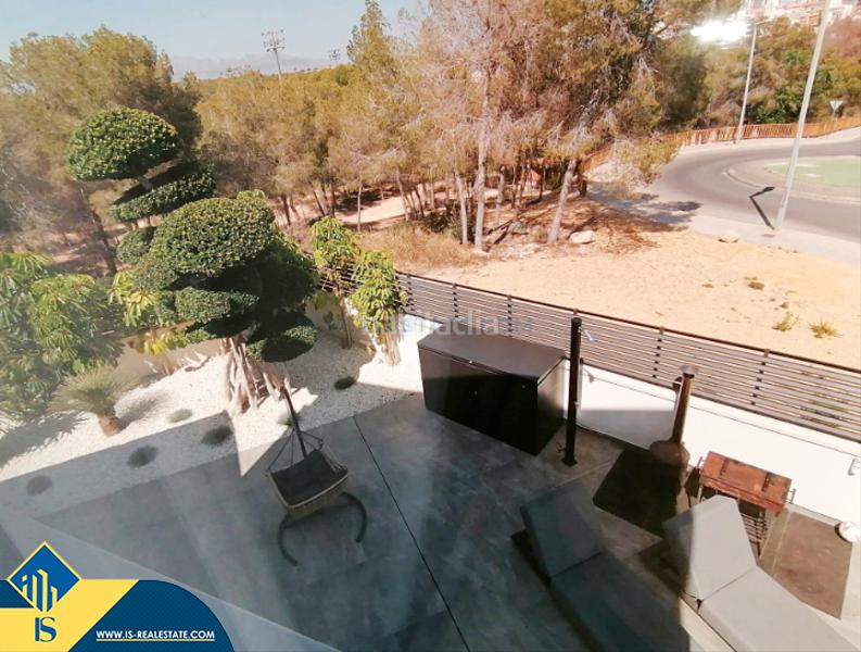 Foto 16e5876b-ab55-48a1-ba41-9dbf534aca03. Chalet avec parking piscine dans Foietes Benidorm