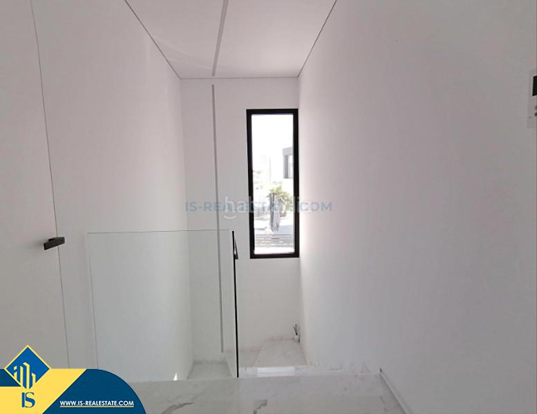 Foto 9f382dc7-8e1d-41e4-9adb-bac901dccc92. Chalet avec parking piscine dans Foietes Benidorm