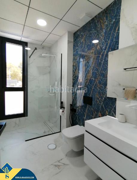 Foto c2cb31ae-7f29-4999-872b-8cf75caf9267. Chalet avec parking piscine dans Foietes Benidorm