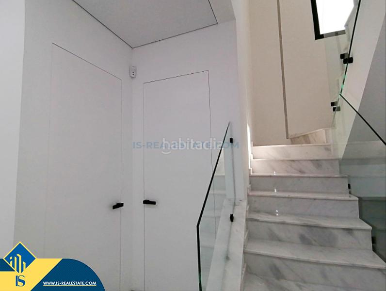 Foto fc3d7706-fd52-4569-8040-3213d6dfce61. Chalet avec parking piscine dans Foietes Benidorm