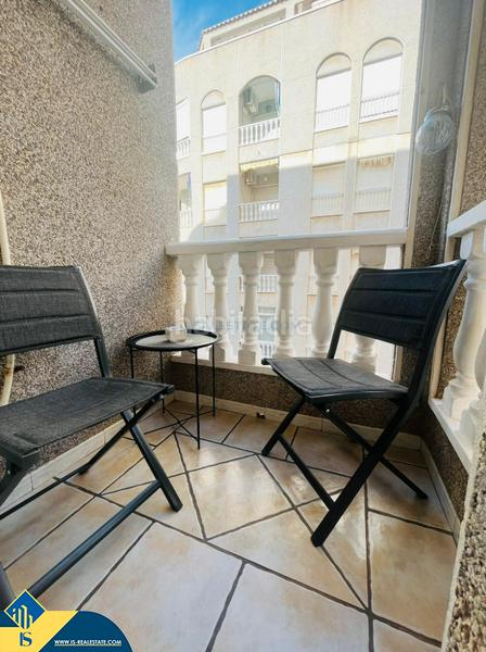 Foto 30a020f1-1437-4230-95b0-18eda1663dfa. Apartament amb calefacció a El Acequión Torrevieja