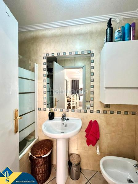 Foto 6a8dba7c-90dd-46c7-8011-237d4d15c170. Apartament amb calefacció a El Acequión Torrevieja