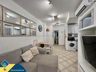 Apartament a El Acequión. Apartamento renovado con balcón, en la provincia de alicante, en