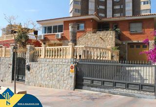 Chalet à Foietes. Villa con piscina privada, en la provincia de alicante, en la ci