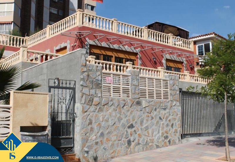 Foto 12971173-ec15-4901-97fe-b956dd755c93. Chalet avec parking piscine dans Foietes Benidorm