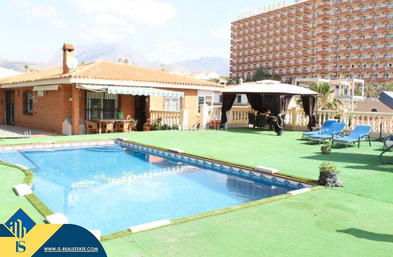 Foto 3f9ffec6-97fc-4942-92b2-aa402151214f. Chalet avec parking piscine dans Foietes Benidorm