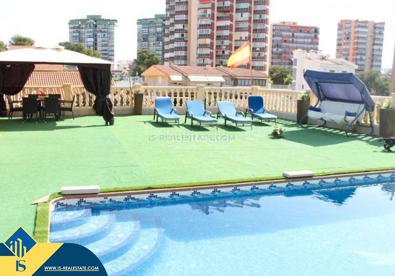 Foto d7f5c8c9-102f-4545-80f1-95e01fecc14a. Chalet avec parking piscine dans Foietes Benidorm