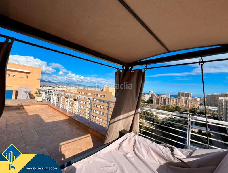 Foto ce5937ff-642f-4c06-b23f-2bc39e642c8b. Àtic amb aparcament piscina a Cabo de las Huertas Alicante