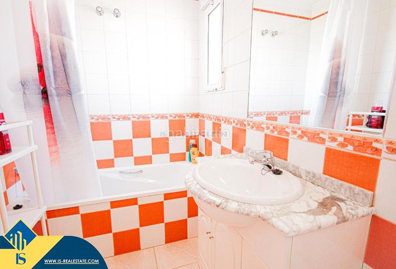 Foto 23026189-0d90-478a-aa4d-0051127a24b7. Dúplex amb calefacció piscina a Playa Flamenca Orihuela