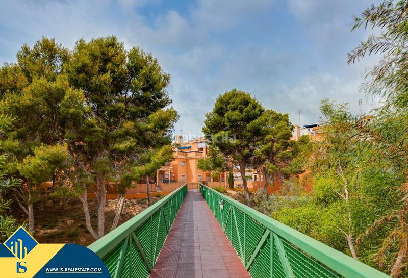 Foto 31b8013f-1cfd-4217-908e-772780e99d8d. Dúplex amb calefacció piscina a Playa Flamenca Orihuela