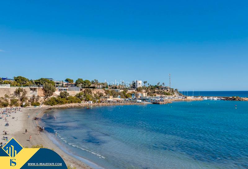 Foto a224f110-ca12-4211-b486-cd8c52cef113. Dúplex amb calefacció piscina a Playa Flamenca Orihuela