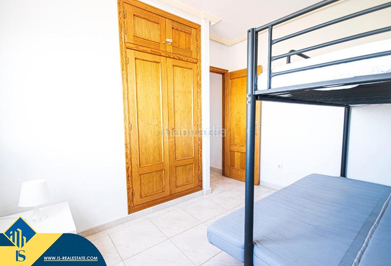 Foto e4fe7a50-b140-4c74-a334-a79b816f4541. Dúplex amb calefacció piscina a Playa Flamenca Orihuela