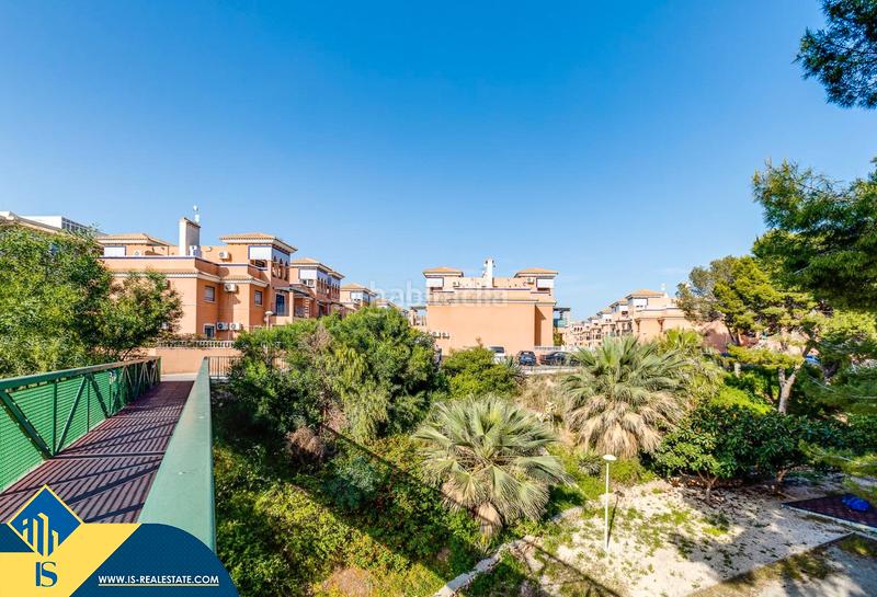 Foto ef43dc59-2565-428b-a9d4-8166c3bb00c3. Dúplex amb calefacció piscina a Playa Flamenca Orihuela