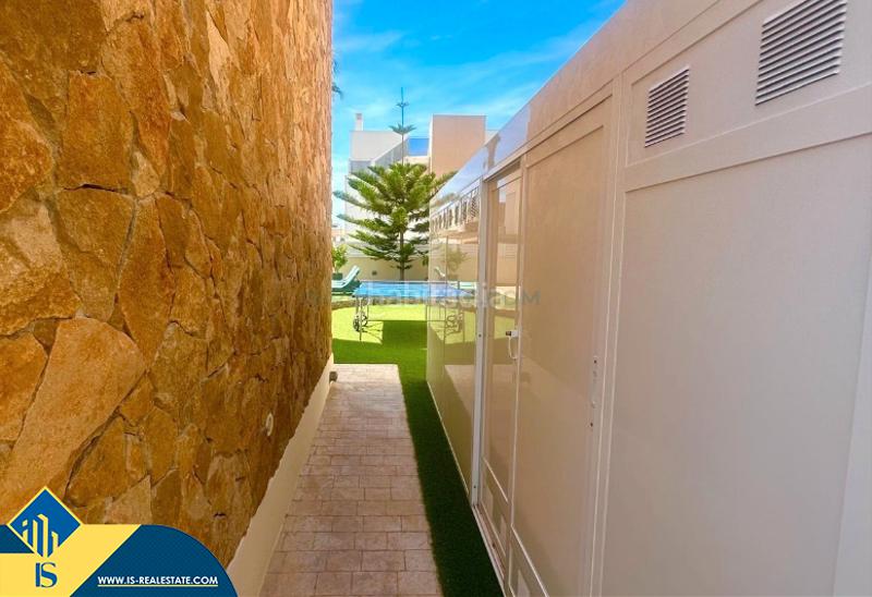 Foto 43494883-1187-4d75-8abf-2861476f8aef. Chalet avec parking piscine dans Zona los Frutales Torrevieja