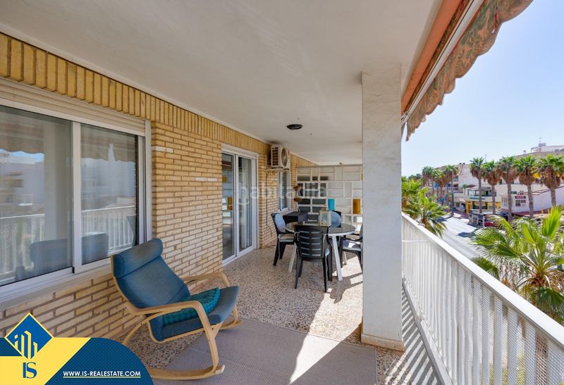 Foto 17c5facf-08d3-44e8-89cc-b1bef24d2799. Apartament amb calefacció a Playa de los Náufragos Torrevieja