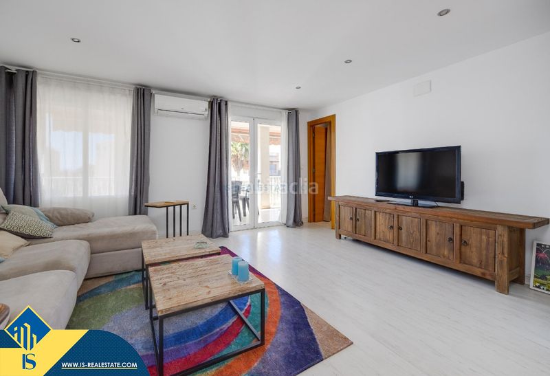 Foto aec48e25-6437-4afa-b696-e44fc4c1d11f. Apartament amb calefacció a Playa de los Náufragos Torrevieja