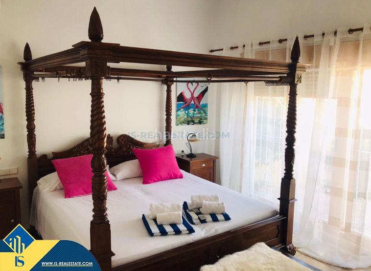 Foto cab8ac38-584b-482f-936b-e48227cf1352. Chalet villa renovada con piscina privada, en la provincia de alicante, en la ciudad , en la zona de el chaparral. 3 habitac en Torrevieja
