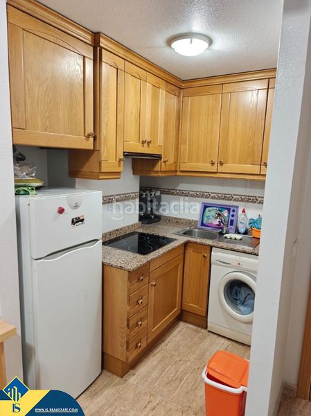 Foto b8c20f9d-54d0-415f-bee5-362e6850e298. Apartamento  con terraza, en la provincia de alicante, en la ciudad , en la zona de playa dEl Acequión. 2 habitaciones en Torrevieja