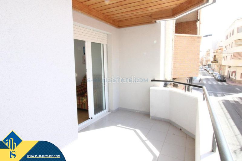 Foto d22896d3-1d87-42e5-ab55-ab4f4c6757a0. Pis amb aparcament a Las Piscinas Naturales Torrevieja
