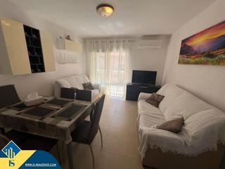 Appartement à El Molino. Apartamento reformado con terraza, en la provincia de alicante,