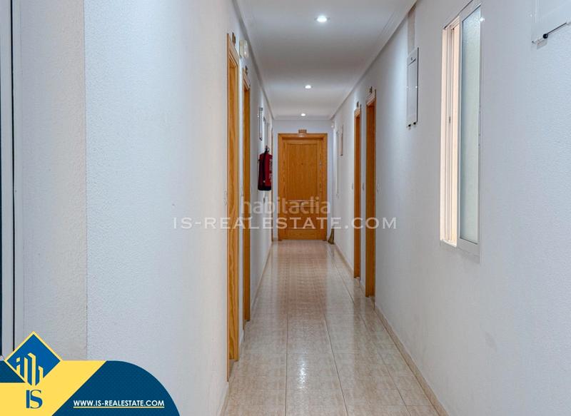 Foto 183e4aaf-28cf-4b19-a577-13a34b0c71c8. Apartament amb calefacció aparcament piscina a Antonio Machado Torrevieja