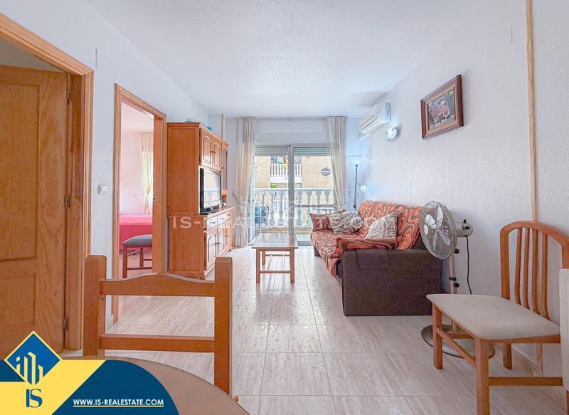 Foto 511196ed-42e6-4a50-89cc-6c9372bb47e5. Apartament amb calefacció aparcament piscina a Antonio Machado Torrevieja