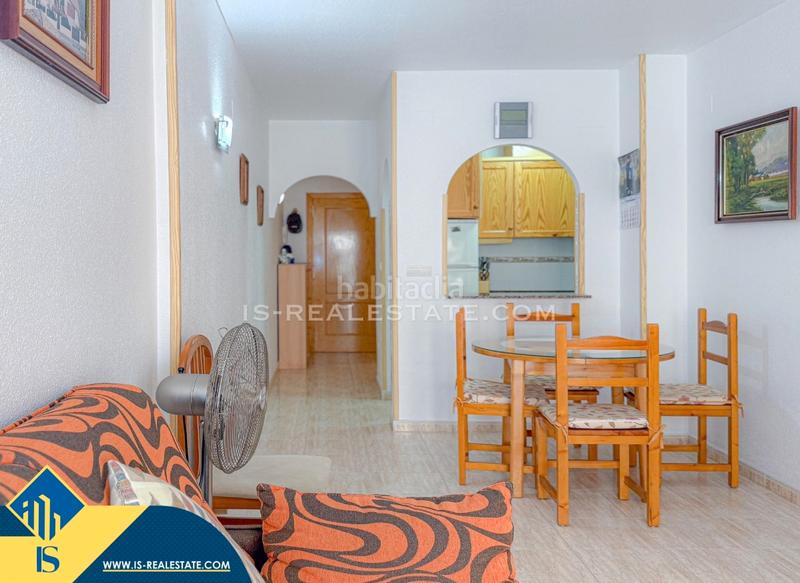 Foto 7c50d601-04e1-47be-a986-2634eea2f362. Apartament amb calefacció aparcament piscina a Antonio Machado Torrevieja