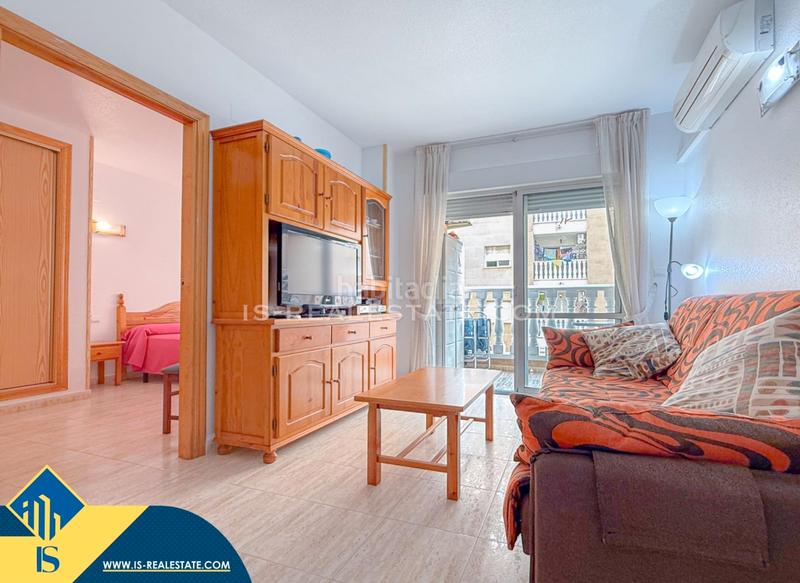 Foto f5108b6f-bd96-4666-8649-c10e3ecebb3b. Apartament amb calefacció aparcament piscina a Antonio Machado Torrevieja