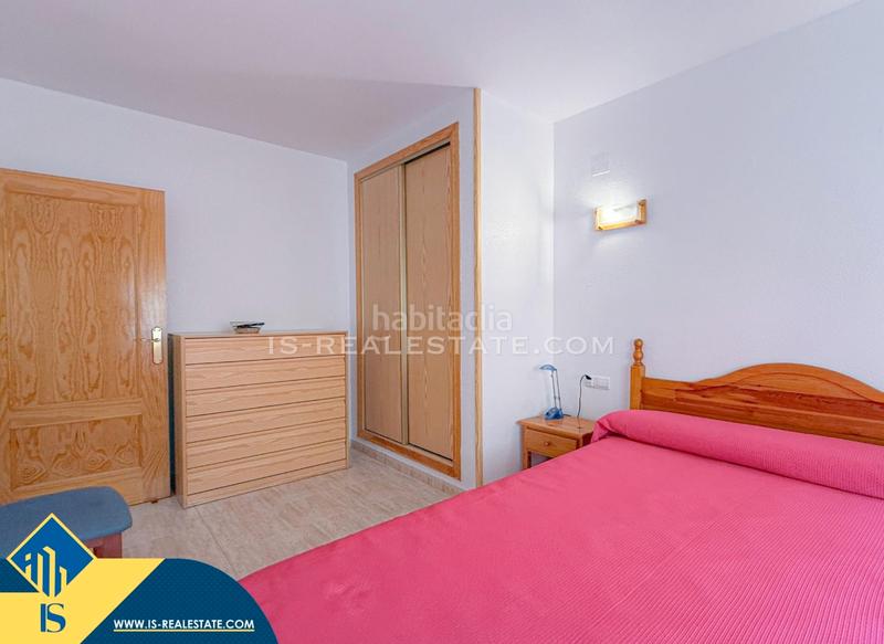 Foto ff8f2380-1b25-4b13-bb10-53bd7e9d8815. Apartament amb calefacció aparcament piscina a Antonio Machado Torrevieja