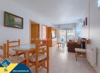Appartement à Antonio Machado. Apartamento con piscina comunitaria, en la provincia de alicante