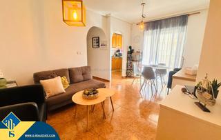 Appartement à El Molino. Apartamento con terraza, en la provincia de alicante, en la ciud